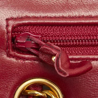 シャネル マトラッセ23 ダブルフラップ ココマーク チェーン ショルダーバッグ レッド ラムスキン レディース CHANEL 【中古】