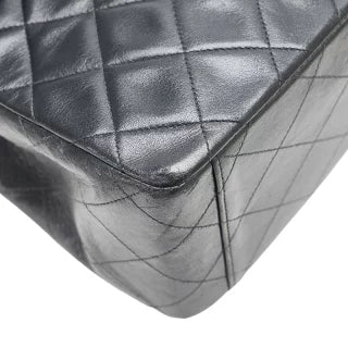 シャネル ココマーク マトラッセ30 シングルフラップ チェーンショルダーバッグ ブラック ゴールド金具 ラムスキン レディース CHANEL 【中古】
