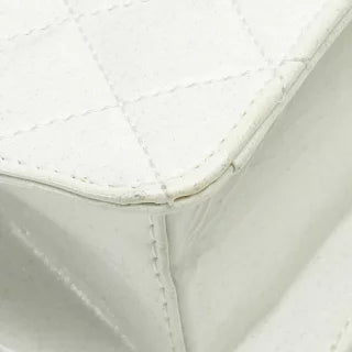 シャネル マトラッセ 長方形 ココマーク チェーン ショルダーバッグ ホワイト エナメル レディース CHANEL 【中古】