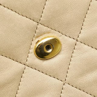 シャネル マトラッセ ココマーク 斜め掛け チェーン ショルダーバッグ ベージュ ラムスキン レディース CHANEL 【中古】