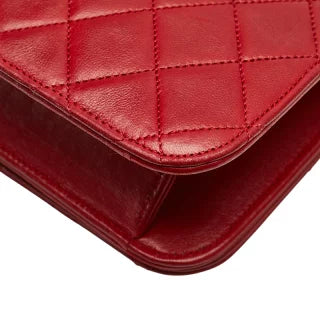 シャネル ココマーク マトラッセ チェーン ショルダーバッグ レッド ラムスキン レディース CHANEL 【中古】