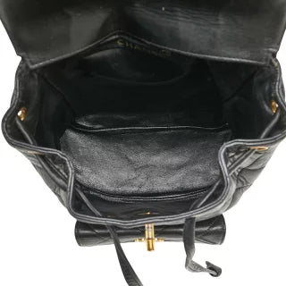 シャネル マトラッセ ココマーク ゴールド金具 チェーン リュック バックパック ブラック ラムスキン レディース CHANEL 【中古】