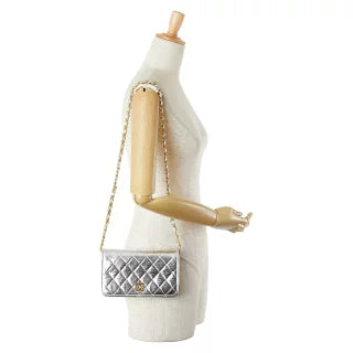 シャネル マトラッセ ココマーク チェーン ショルダーバッグ シルバー レザー レディース CHANEL 【中古】