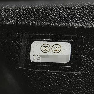 シャネル マトラッセ25 ココマーク ダブルフラップ チェーン ショルダーバッグ ブラック シルバー金具 キャビアスキン レディース CHANEL 【中古】