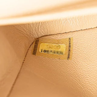 シャネル マトラッセ25 ココマーク ダブルフラップ シルバー金具 チェーン ショルダーバッグ ベージュ キャビアスキン レディース CHANEL 【中古】