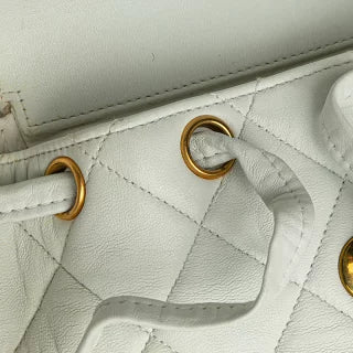 シャネル マトラッセ ココマーク チェーン リュック バックパック ホワイト ラムスキン レディース CHANEL 【中古】