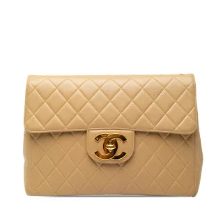 シャネル マトラッセ30 ココマーク チェーン ショルダーバッグ ベージュ ラムスキン レディース CHANEL 【中古】