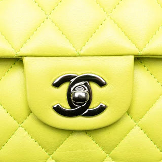 シャネル マトラッセ25 ココマーク Wフラップ チェーン ショルダーバッグ ハンドバッグ イエロー ラムスキン レディース CHANEL 【中古】