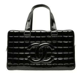 シャネル チョコバー ココマーク ボストンバッグ ブラック パテントレザー レディース CHANEL 【中古】