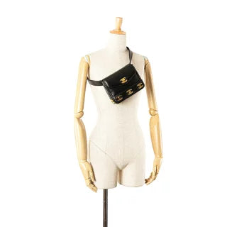 シャネル トリプルココマーク ショルダーバッグ ウエストバッグ 80/32 ブラック レザー レディース CHANEL 【中古】