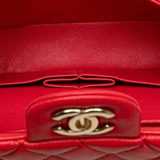 シャネル マトラッセ23 ココマーク Wフラップ チェーン ショルダーバッグ レッド ゴールド金具 キャビアスキン レディース CHANEL 【中古】