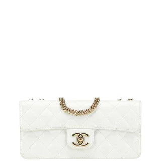 シャネル マトラッセ 長方形 ココマーク チェーン ショルダーバッグ ホワイト エナメル レディース CHANEL 【中古】