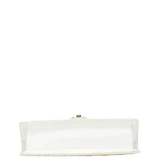 シャネル マトラッセ 長方形 ココマーク チェーン ショルダーバッグ ホワイト エナメル レディース CHANEL 【中古】