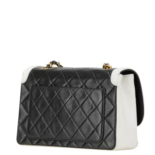 シャネル ココマーク マトラッセ チェーン ショルダーバッグ ブラック ホワイト ラムスキン レディース CHANEL 【中古】