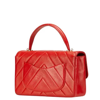 シャネル シェブロン V字ステッチ ココマーク ハンドバッグ ショルダーバッグ 2WAY レッド ラムスキン レディース CHANEL 【中古】