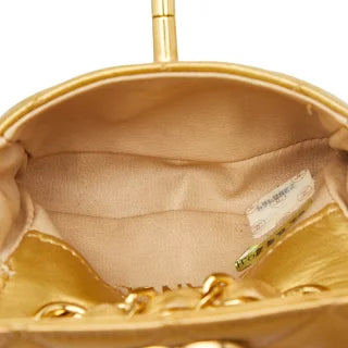 シャネル ココマーク マトラッセ ウエストバッグ ベルトバッグ サイズ：70/28 ゴールド レザー レディース CHANEL 【中古】