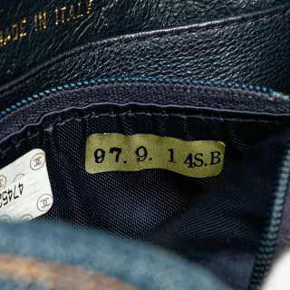 シャネル マトラッセ ココマーク チェーン ショルダーバッグ インディゴブルー ゴールド金具 デニム レディース CHANEL 【中古】