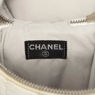 シャネル スポーツライン ココマーク ボトルホルダー ショルダー ホワイト ナイロン レディース CHANEL 【中古】