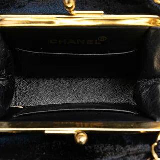 シャネル マトラッセ ココマーク チェーン トートバッグ ネイビー スウェード レディース CHANEL 【中古】